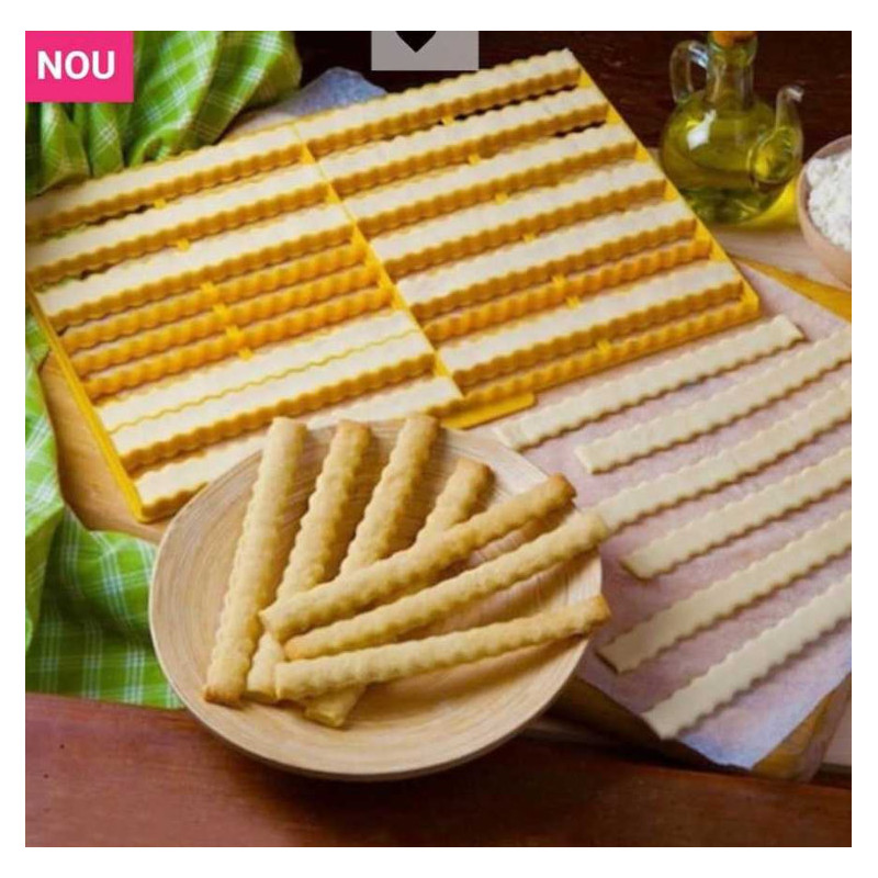 Bread stick - cheese-straws cutter frame