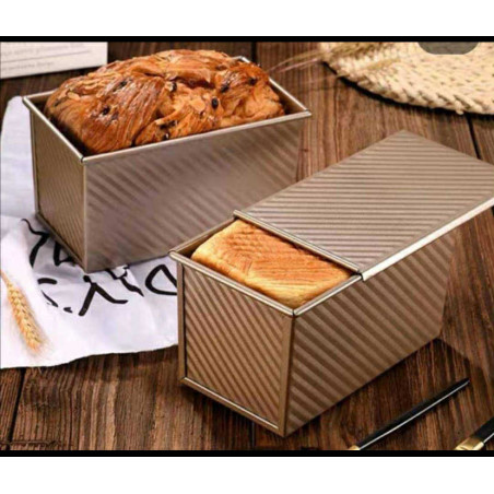 Szögletes kenyér és kalács nagy sütőforma tetővel