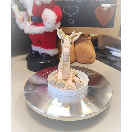 Alacsony fém forgatható tortaállvány 19.5 cm