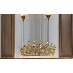 Tiara golden with...