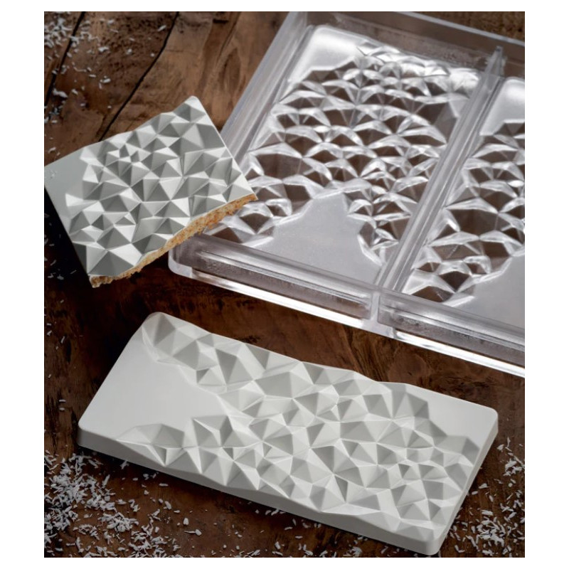 Crushed pattern polycarbonate chocolate bar mold