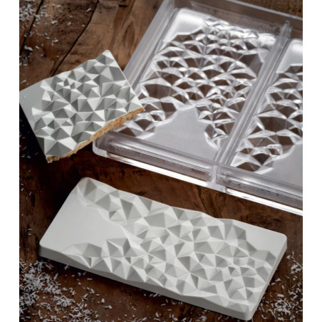 Crushed pattern polycarbonate chocolate bar mold
