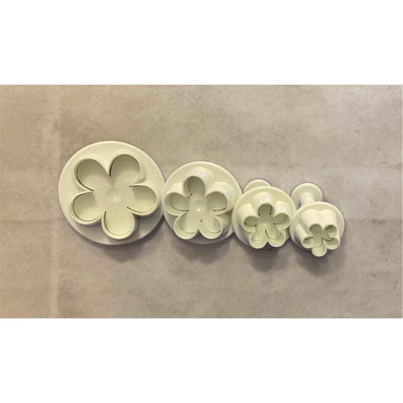 Flowers of 5 petals plunger cutter set of 4