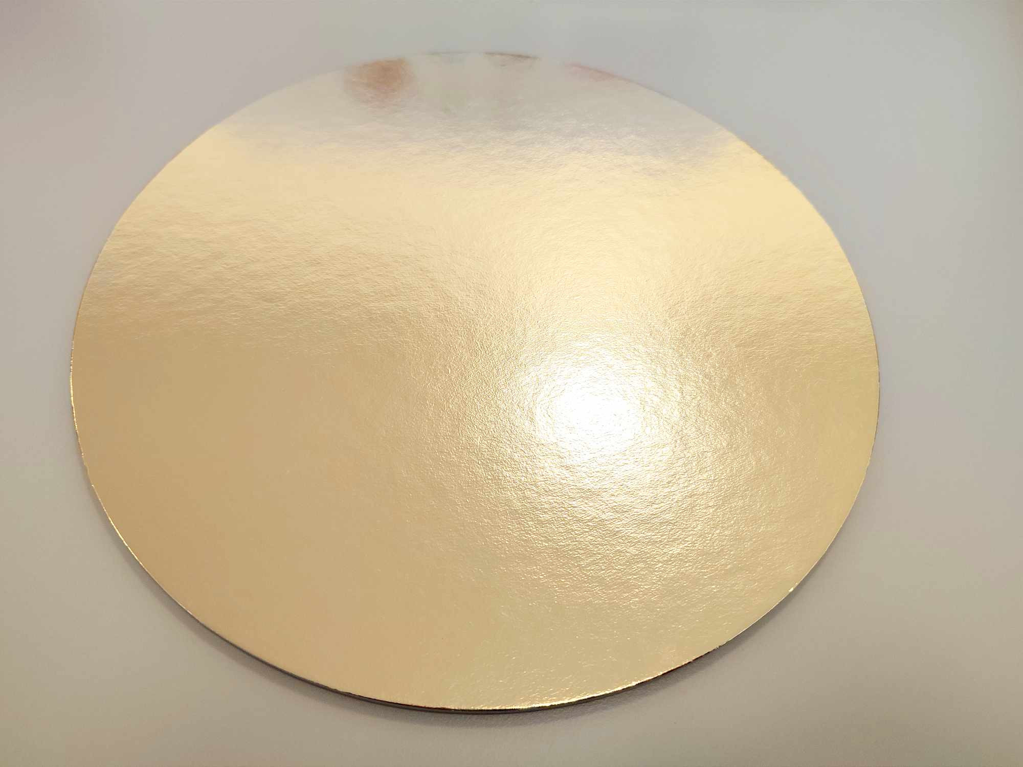 Tortakarton arany-fehér 26cm (1mm )