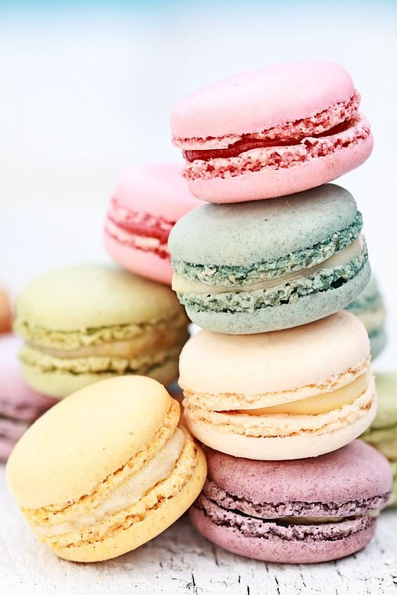 Macaron fehér ablakos doboz (12db-os)